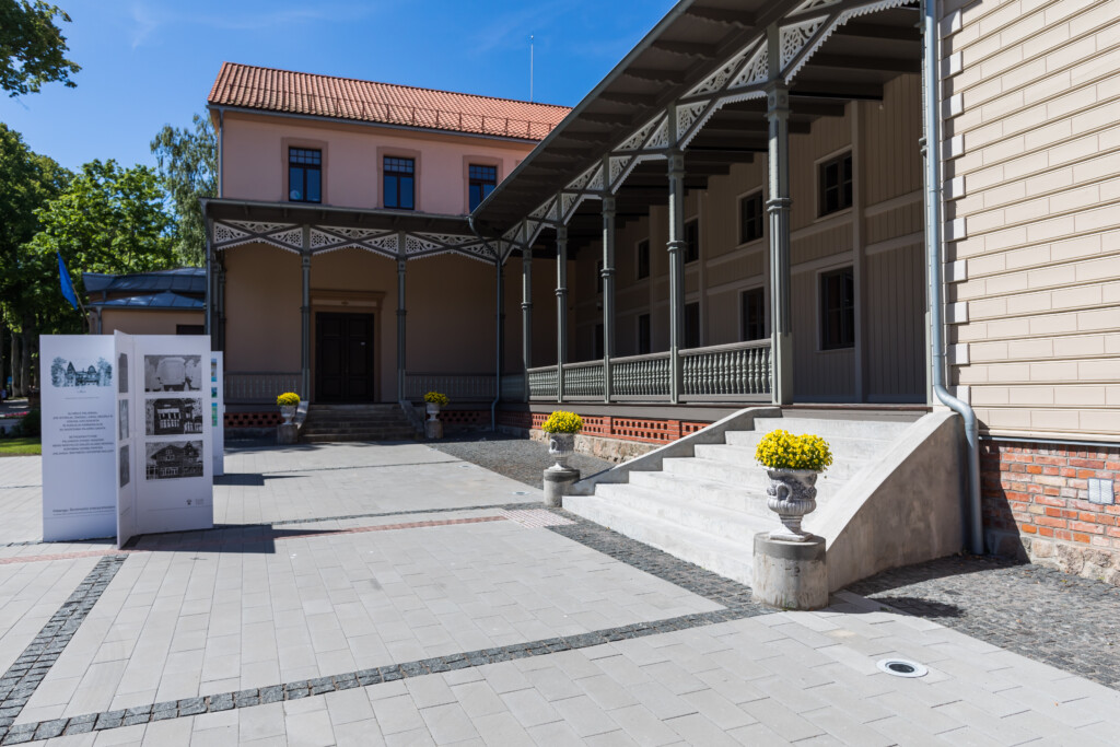 Palangos Kurhausas Plaza 4x2 natūrali