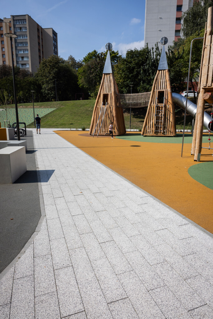 Kovo 11-osios parkas