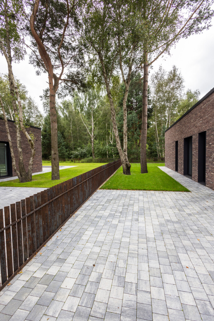 Nida Granit, Palanga