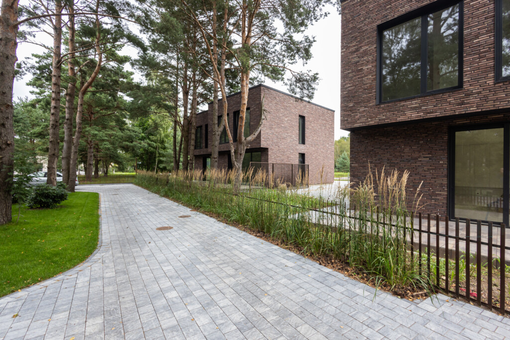 Nida Granit, Palanga